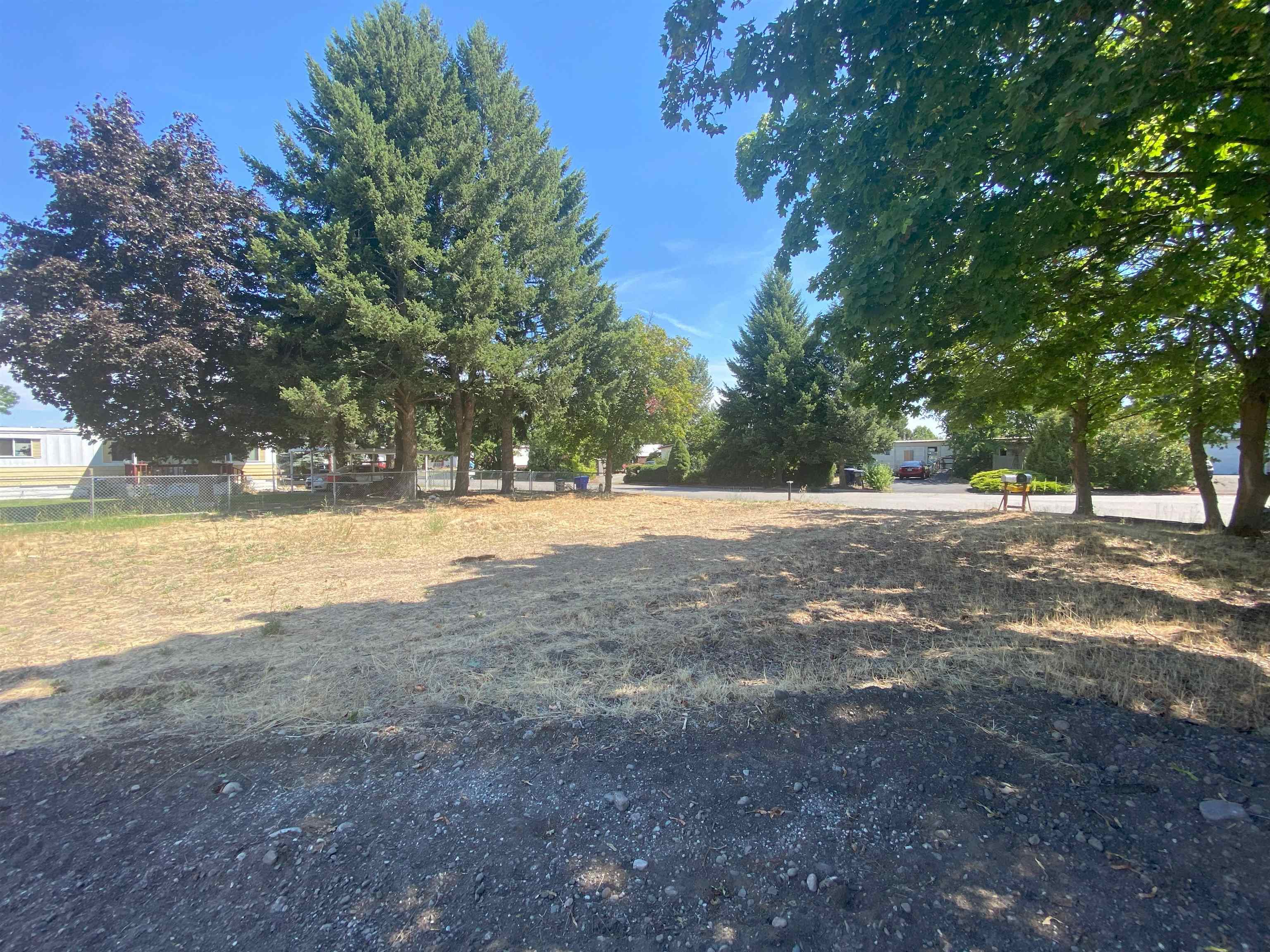 1415 N Caufield Ct - Photo 4