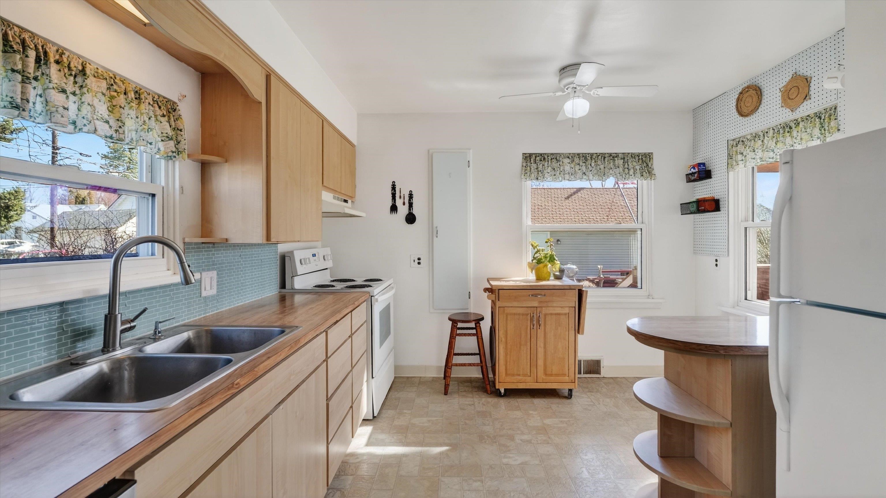 4828 N Wall St - Photo 12