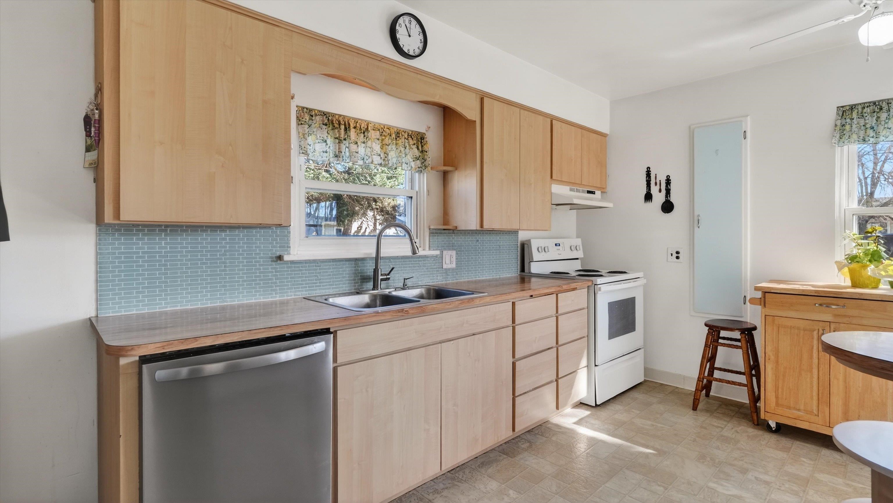 4828 N Wall St - Photo 13