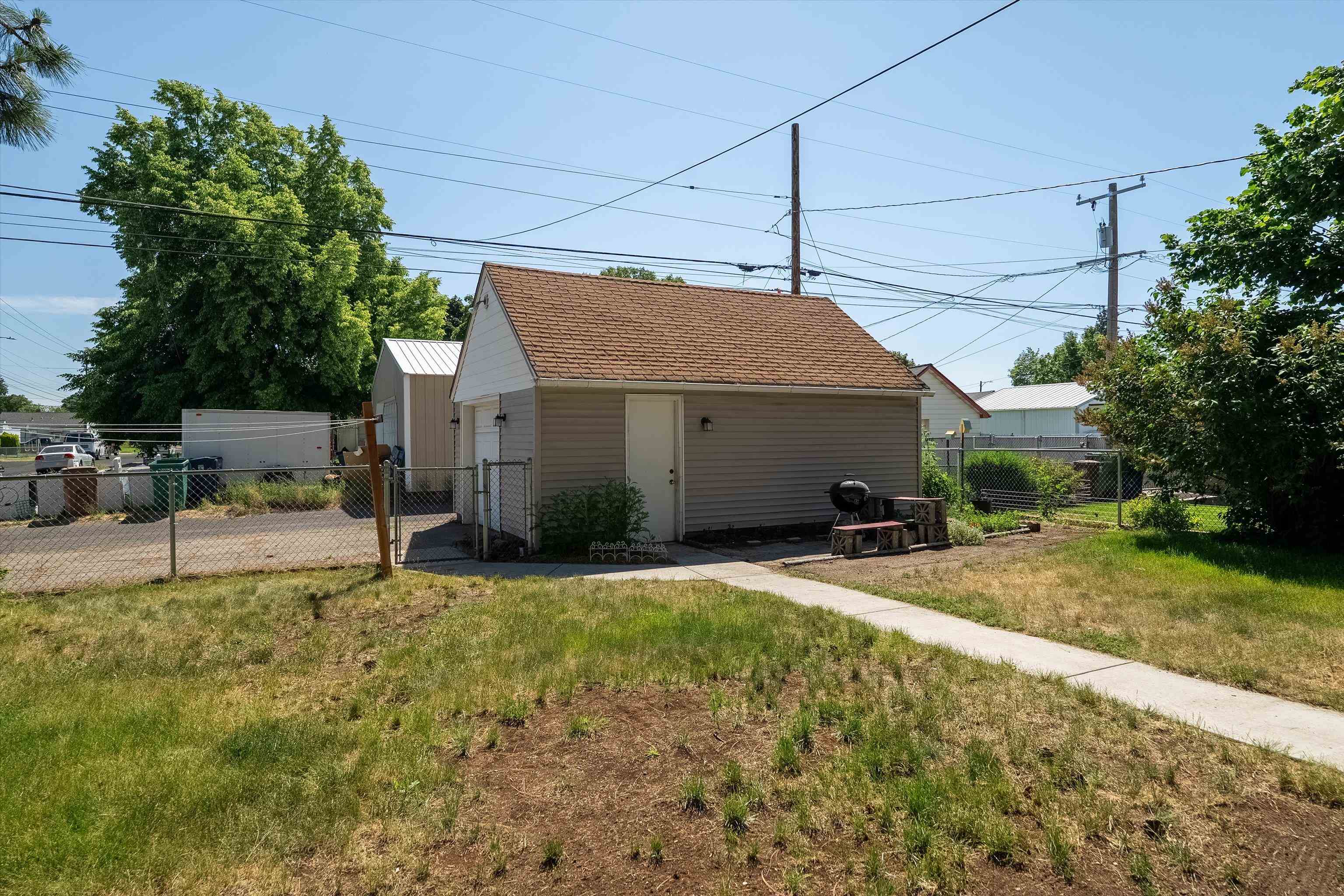 4828 N Wall St - Photo 35