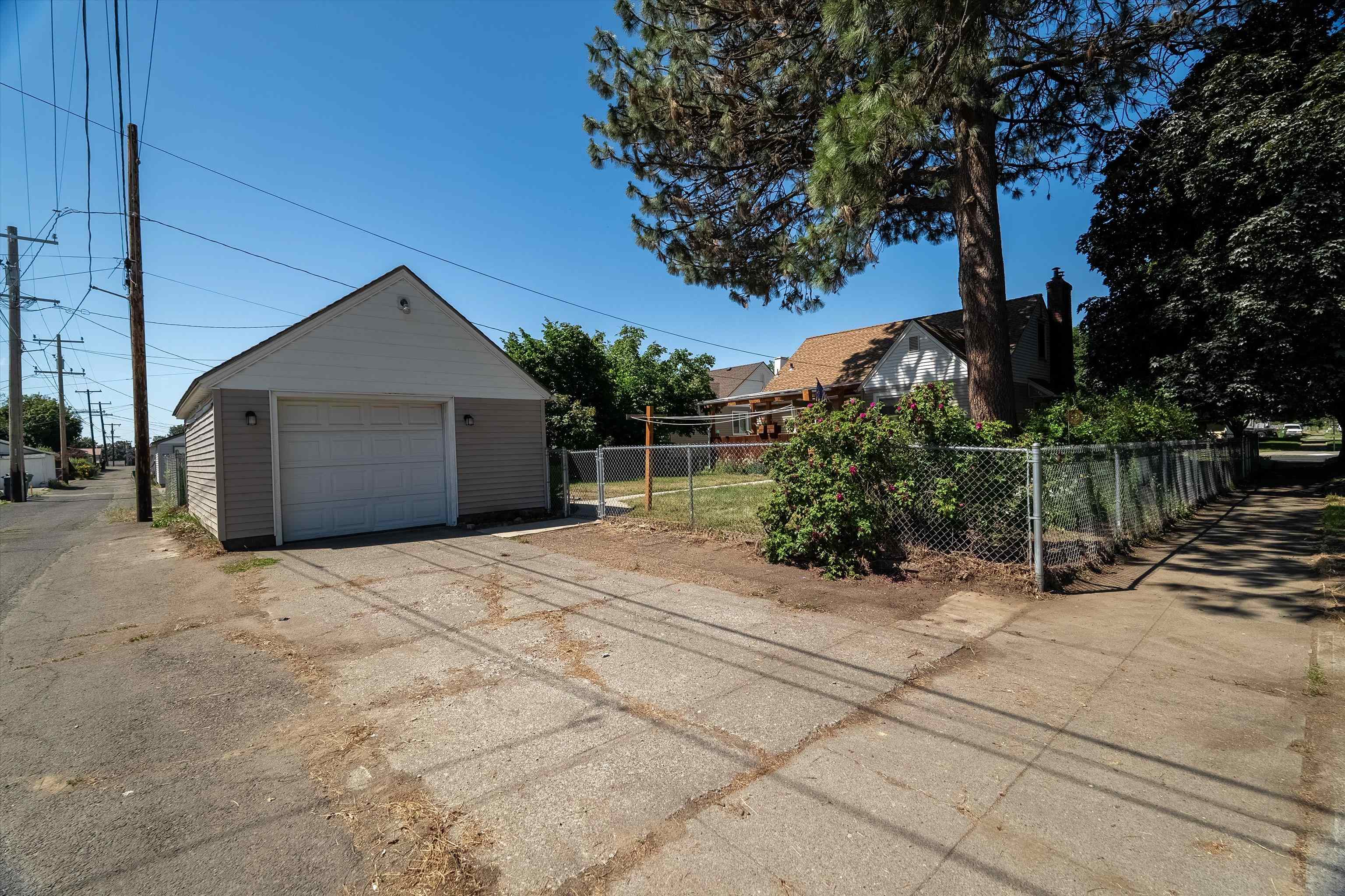 4828 N Wall St - Photo 36