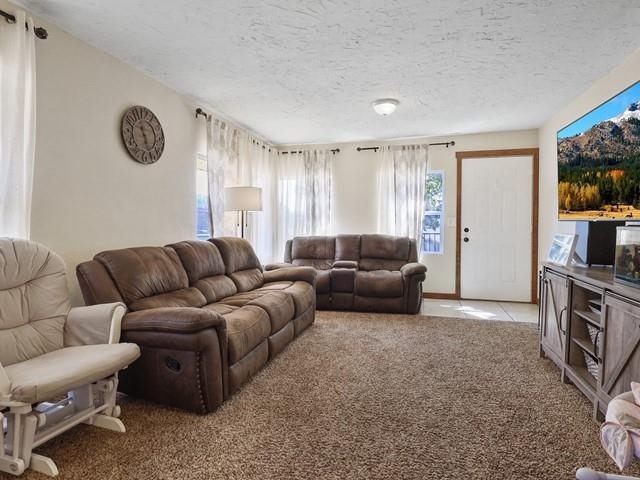 3421 E Grace Ave - Photo 3