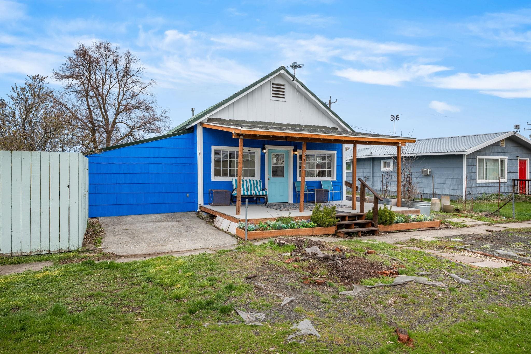 512 W 4th St - Photo 3