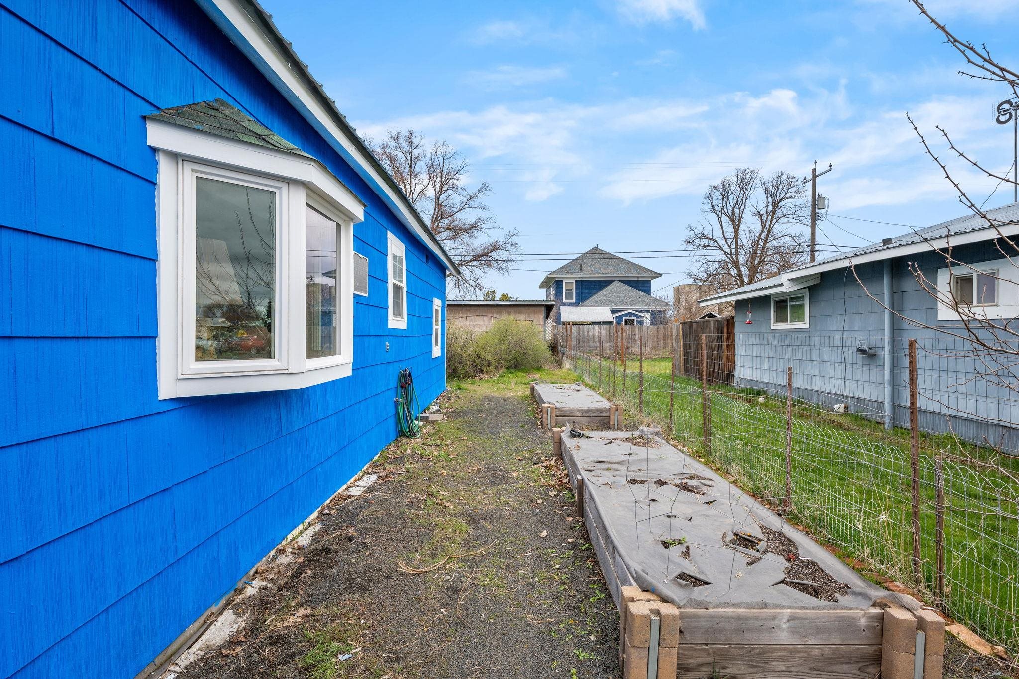 512 W 4th St - Photo 30