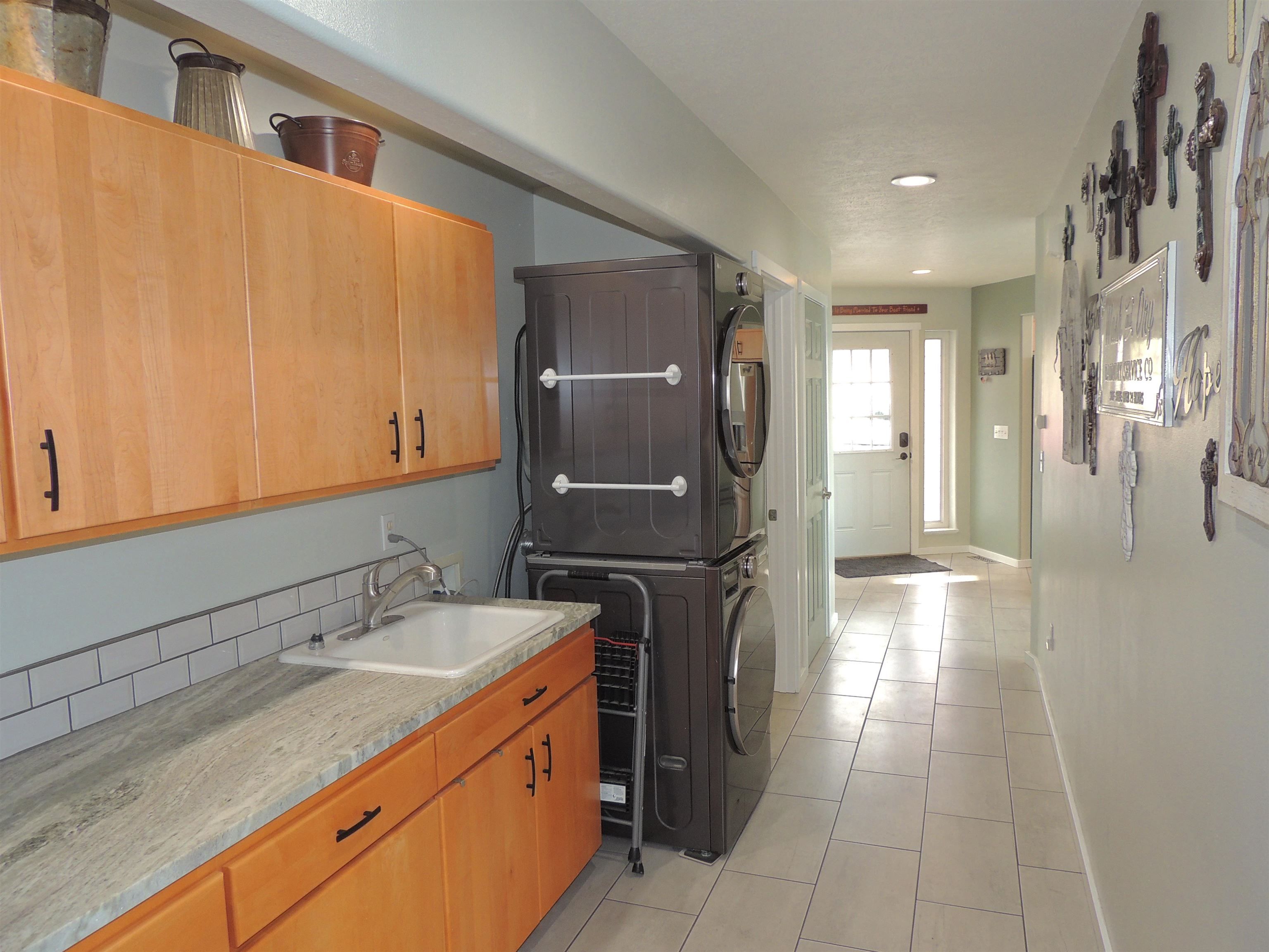 16540 & 16548 Whitelaw Rd. E - Photo 23