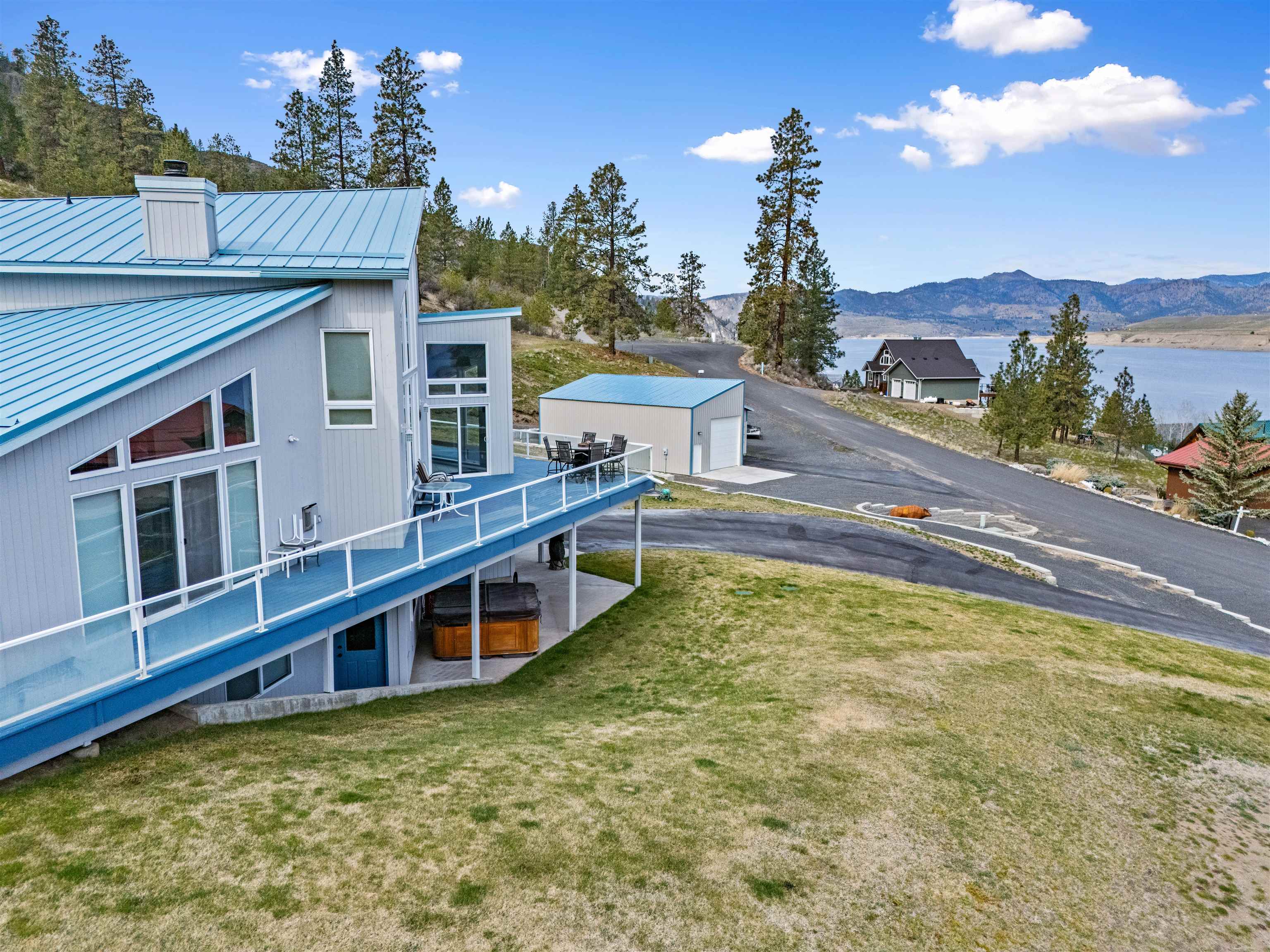 16540 & 16548 Whitelaw Rd. E - Photo 6