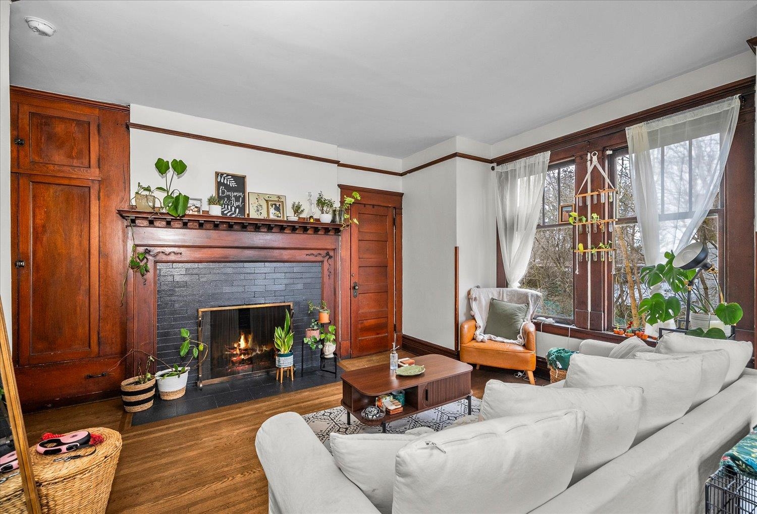 1023 W 6th Ave - Photo 17