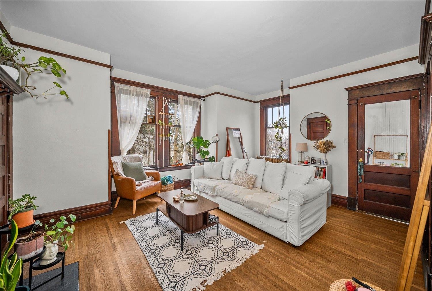 1023 W 6th Ave - Photo 18