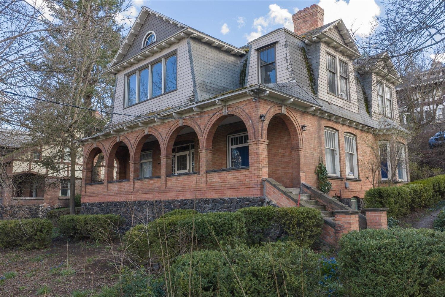 1023 W 6th Ave - Photo 3