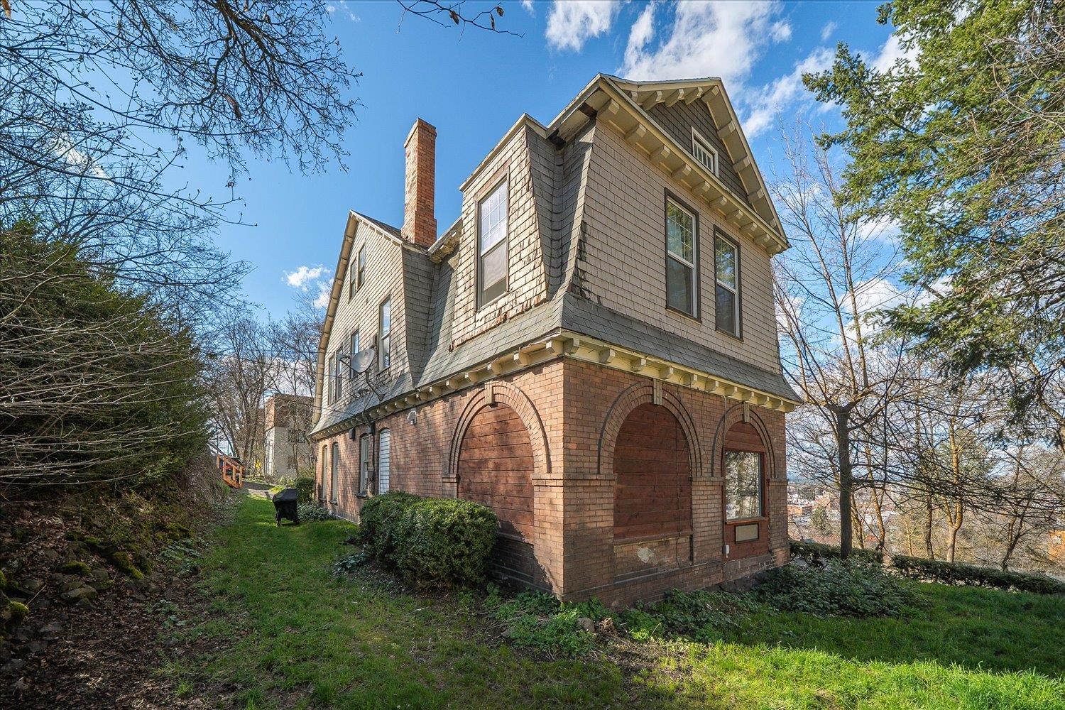 1023 W 6th Ave - Photo 30