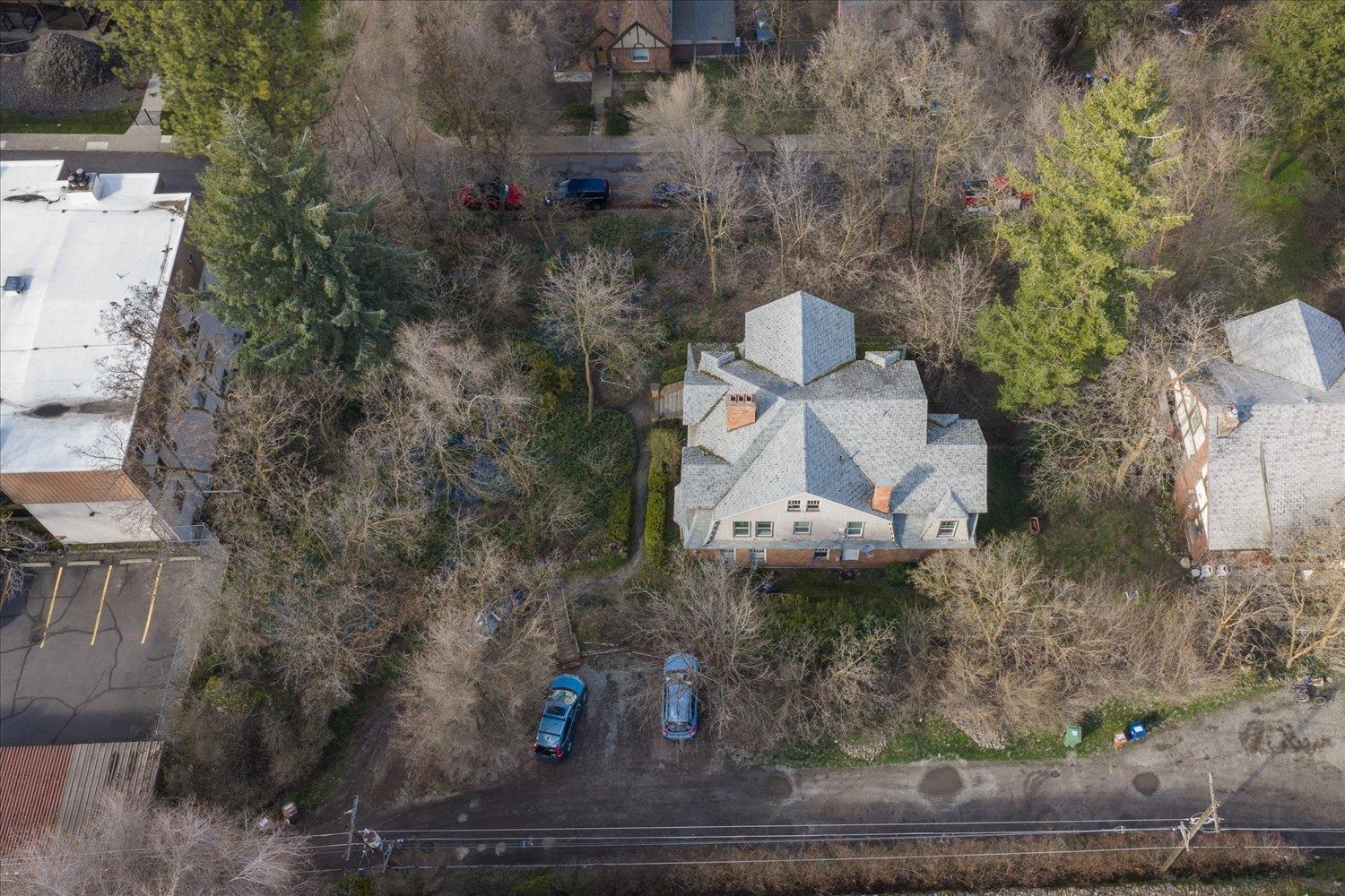1023 W 6th Ave - Photo 33