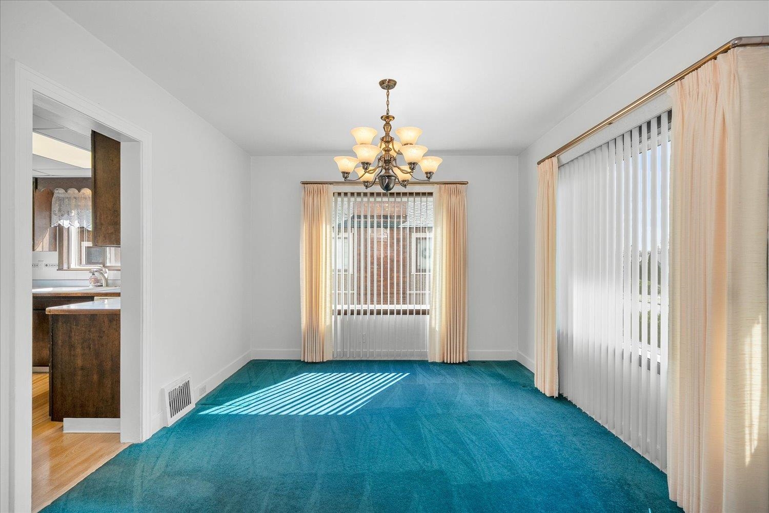 4724 N Post St - Photo 12