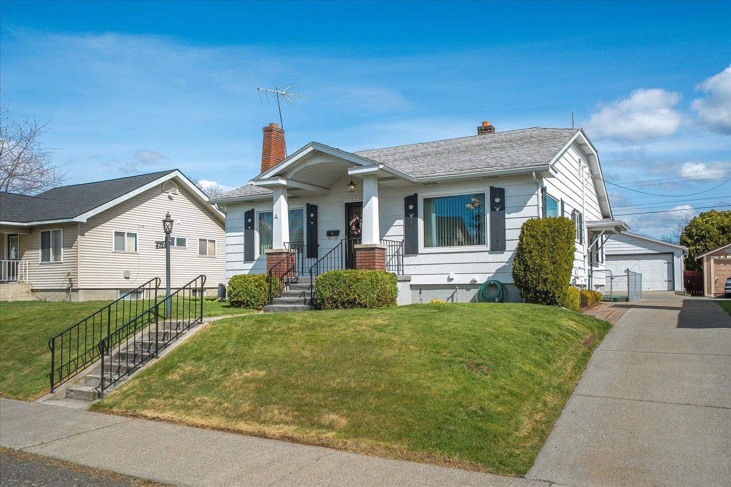 4724 N Post St - Photo 3
