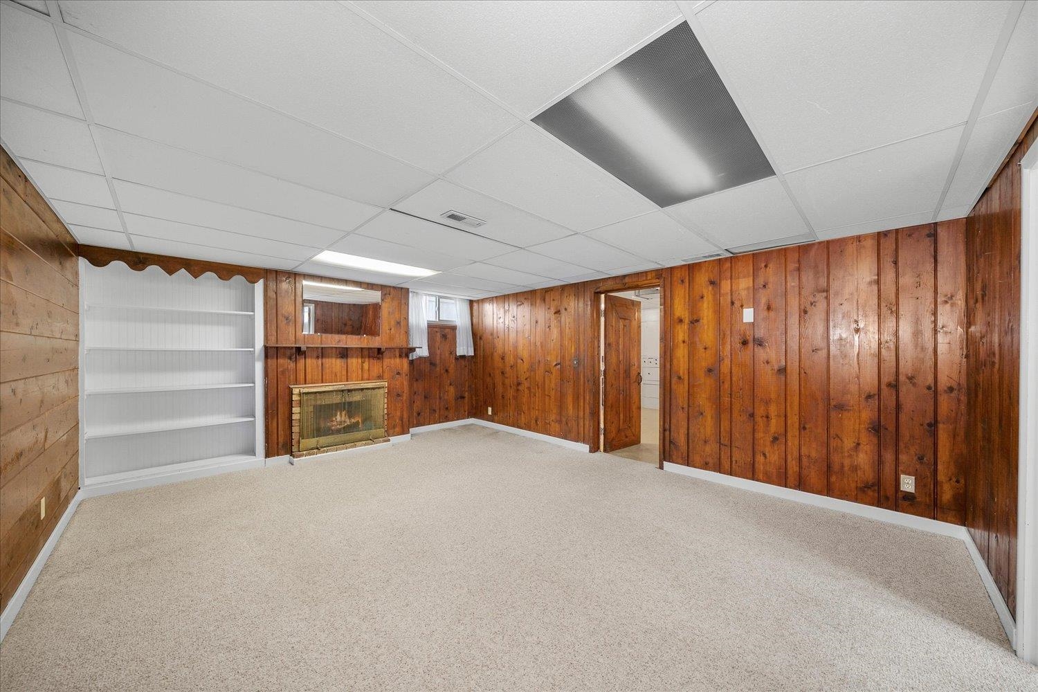 4724 N Post St - Photo 24