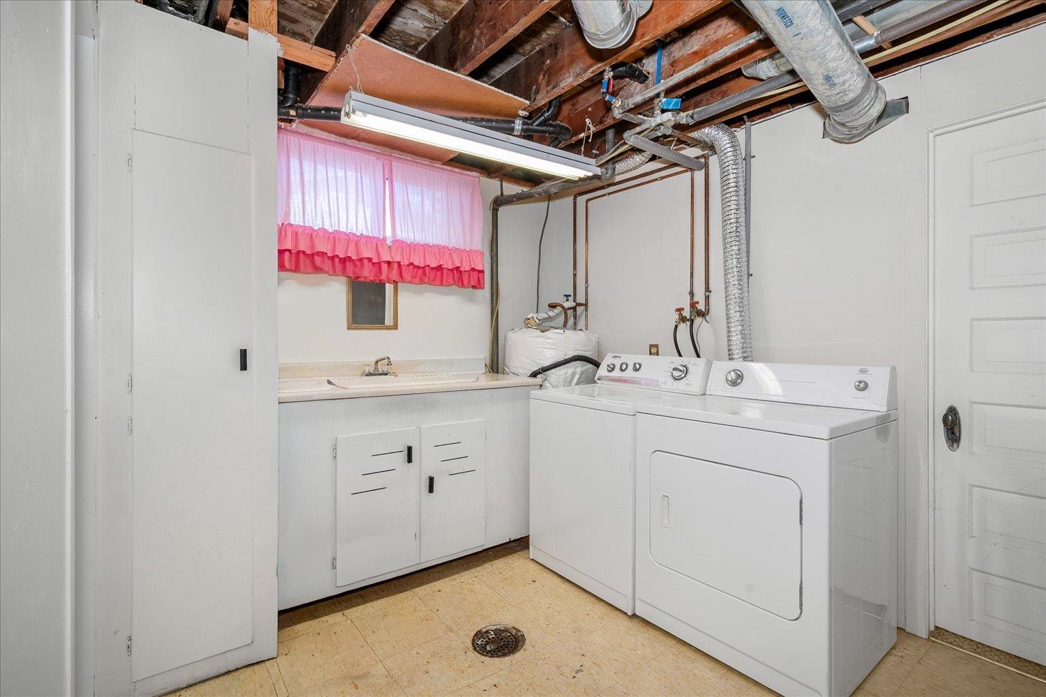 4724 N Post St - Photo 29