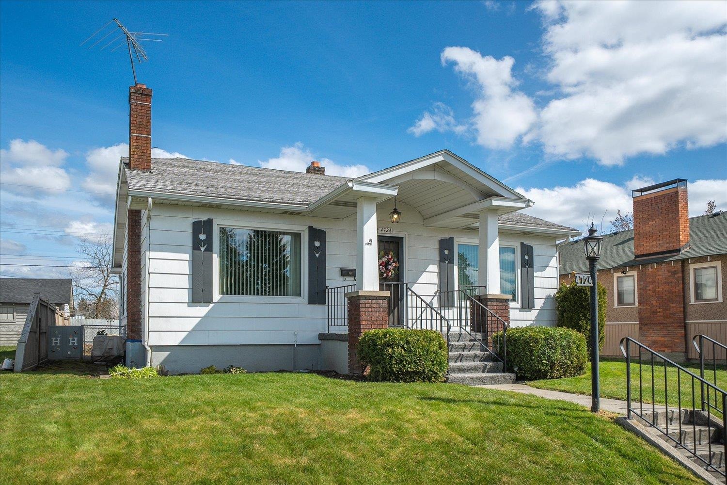 4724 N Post St - Photo 6