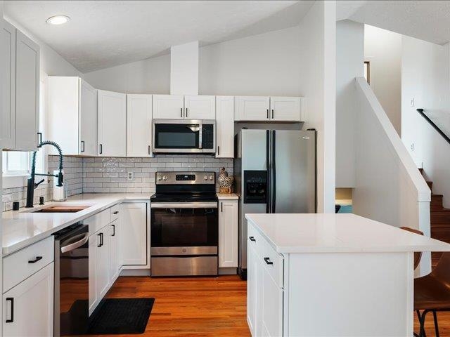 17604 N Addison St - Photo 5