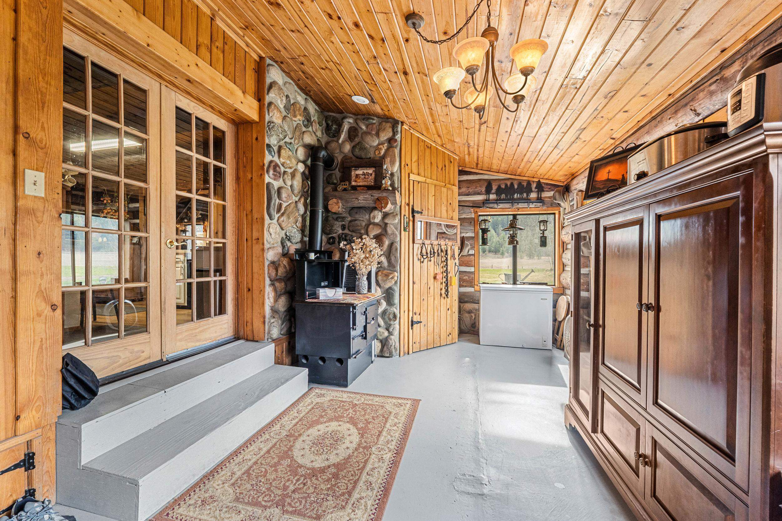 2643 Clugston Onion Creek Rd - Photo 33