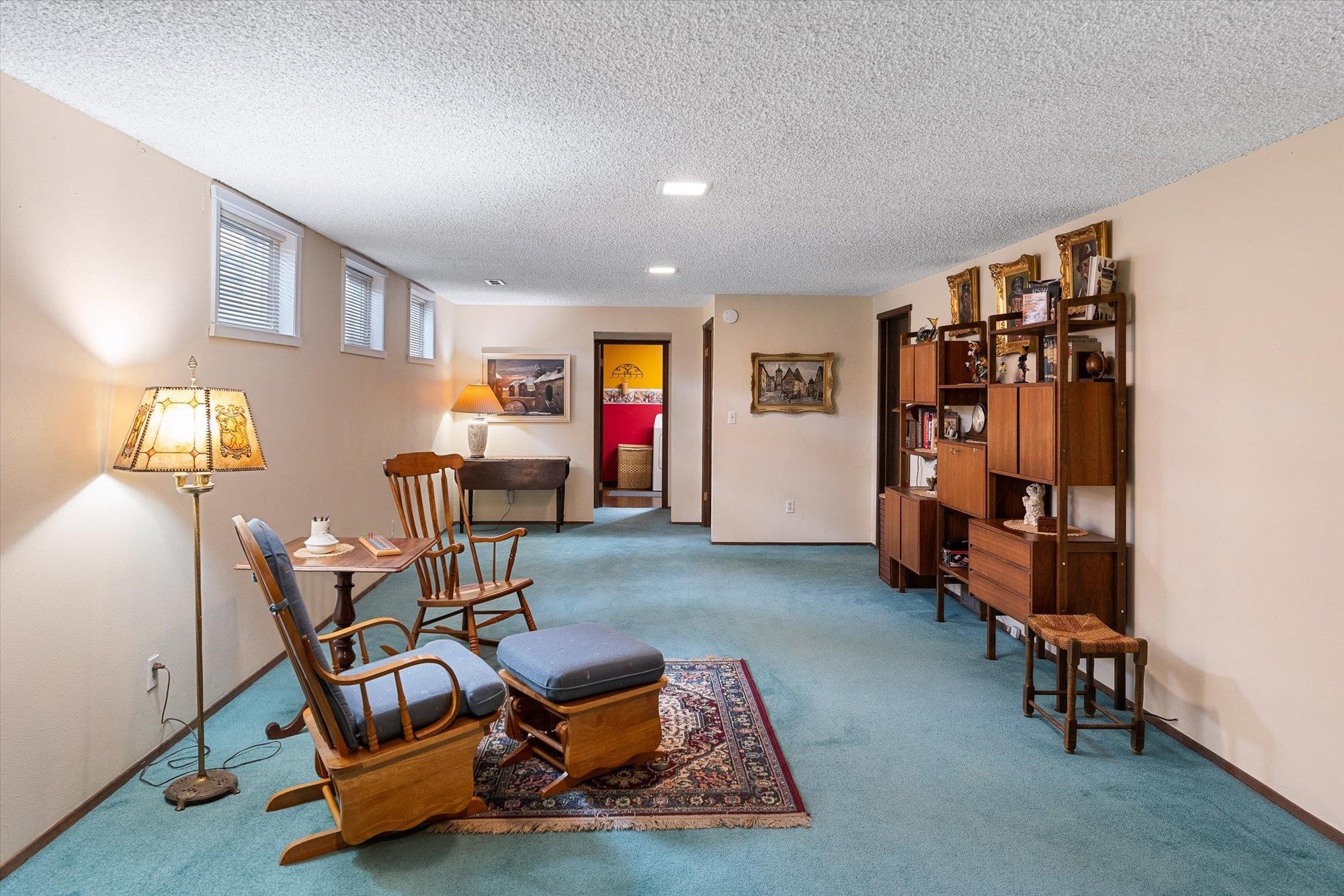 11813 N Normandie St - Photo 21