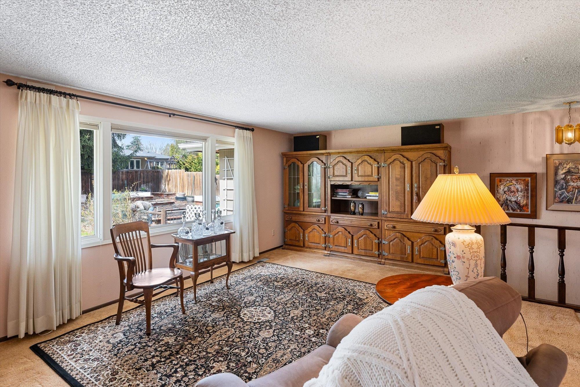 11813 N Normandie St - Photo 4