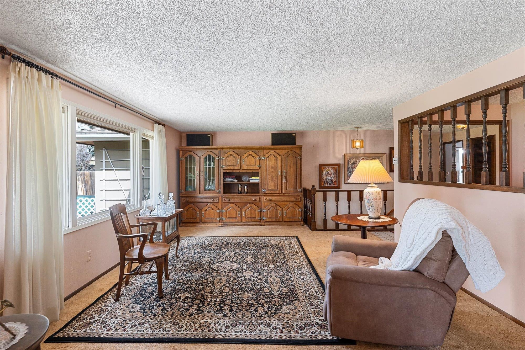 11813 N Normandie St - Photo 5