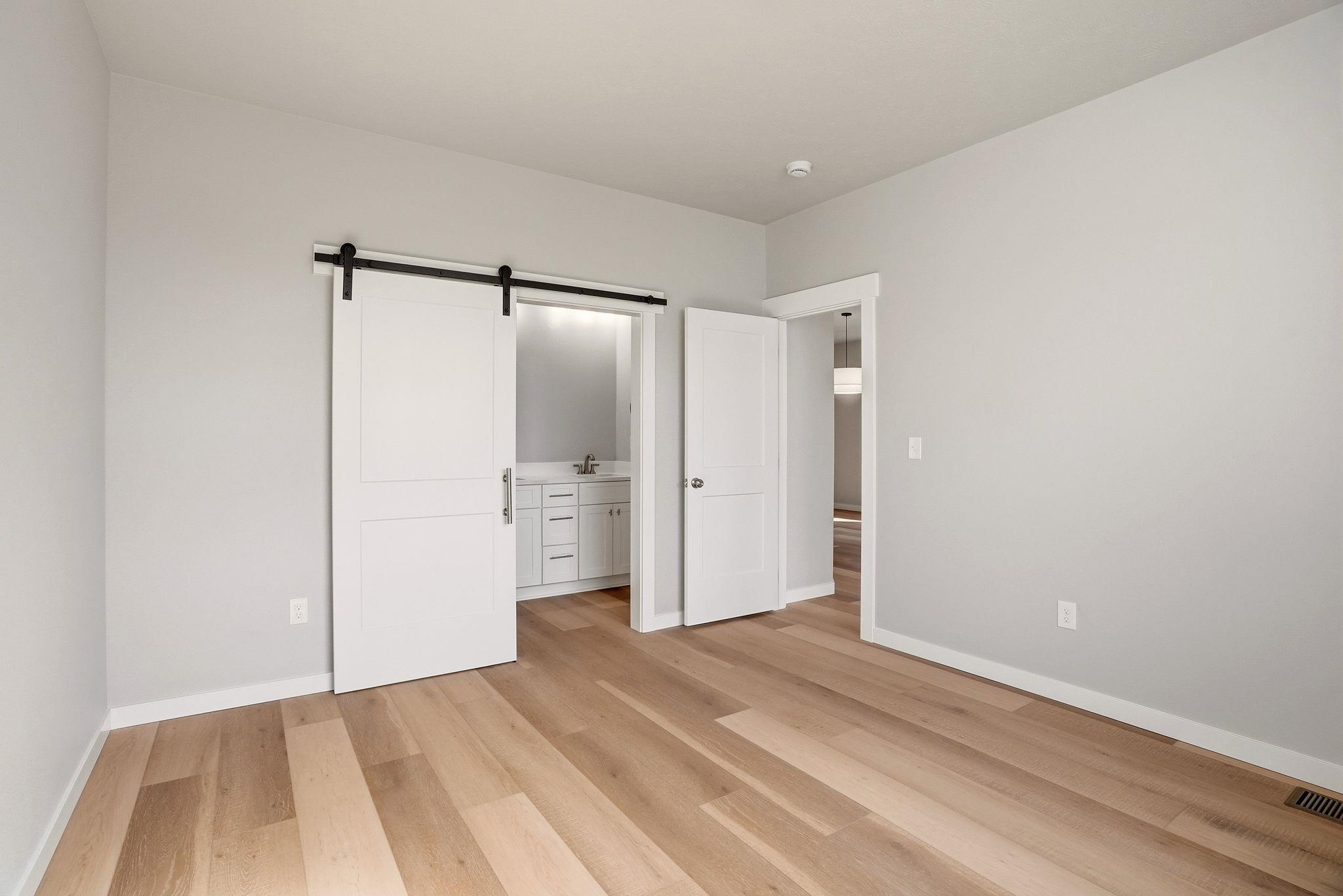 2107 N Sipple Rd - Photo 11