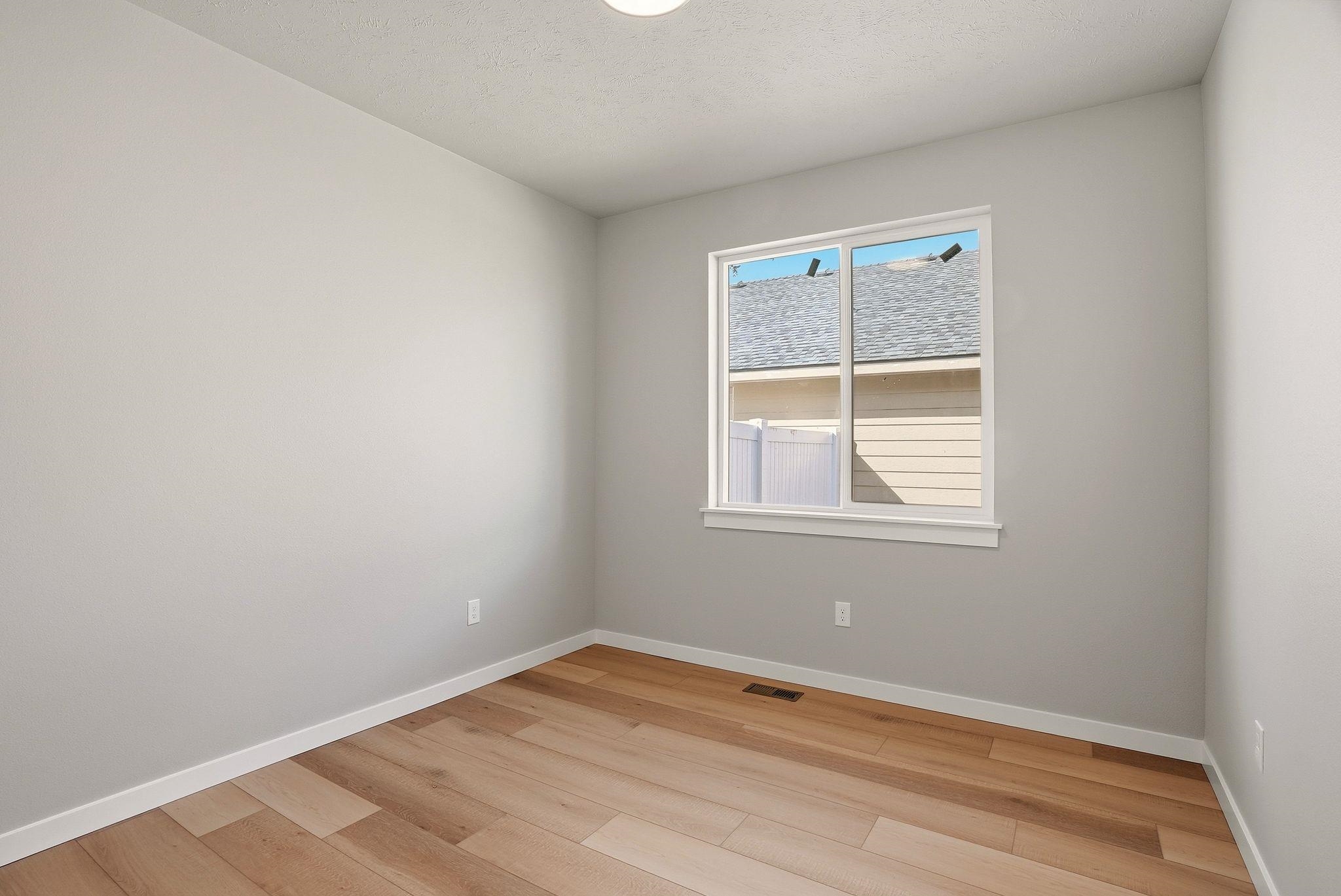 2107 N Sipple Rd - Photo 17