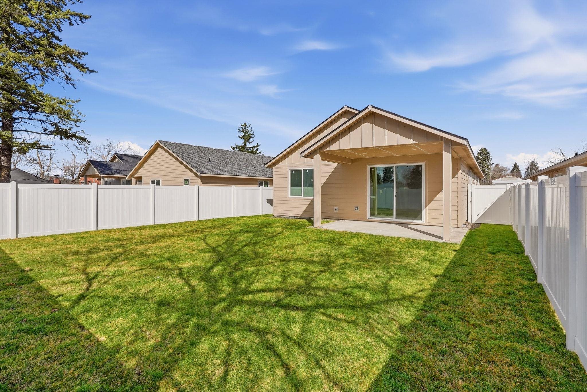 2107 N Sipple Rd - Photo 20