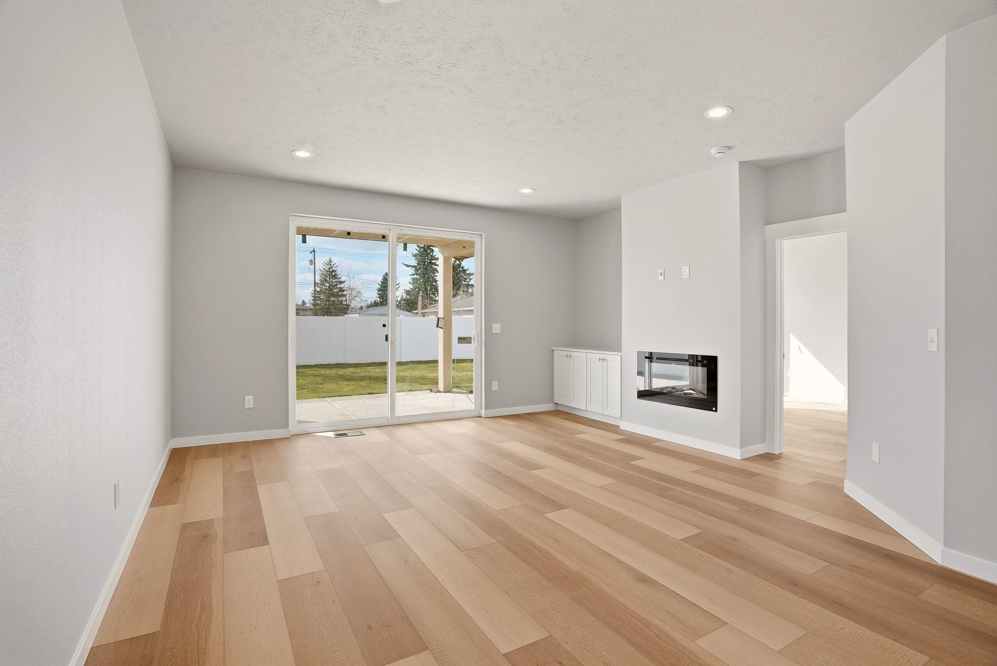 2107 N Sipple Rd - Photo 3