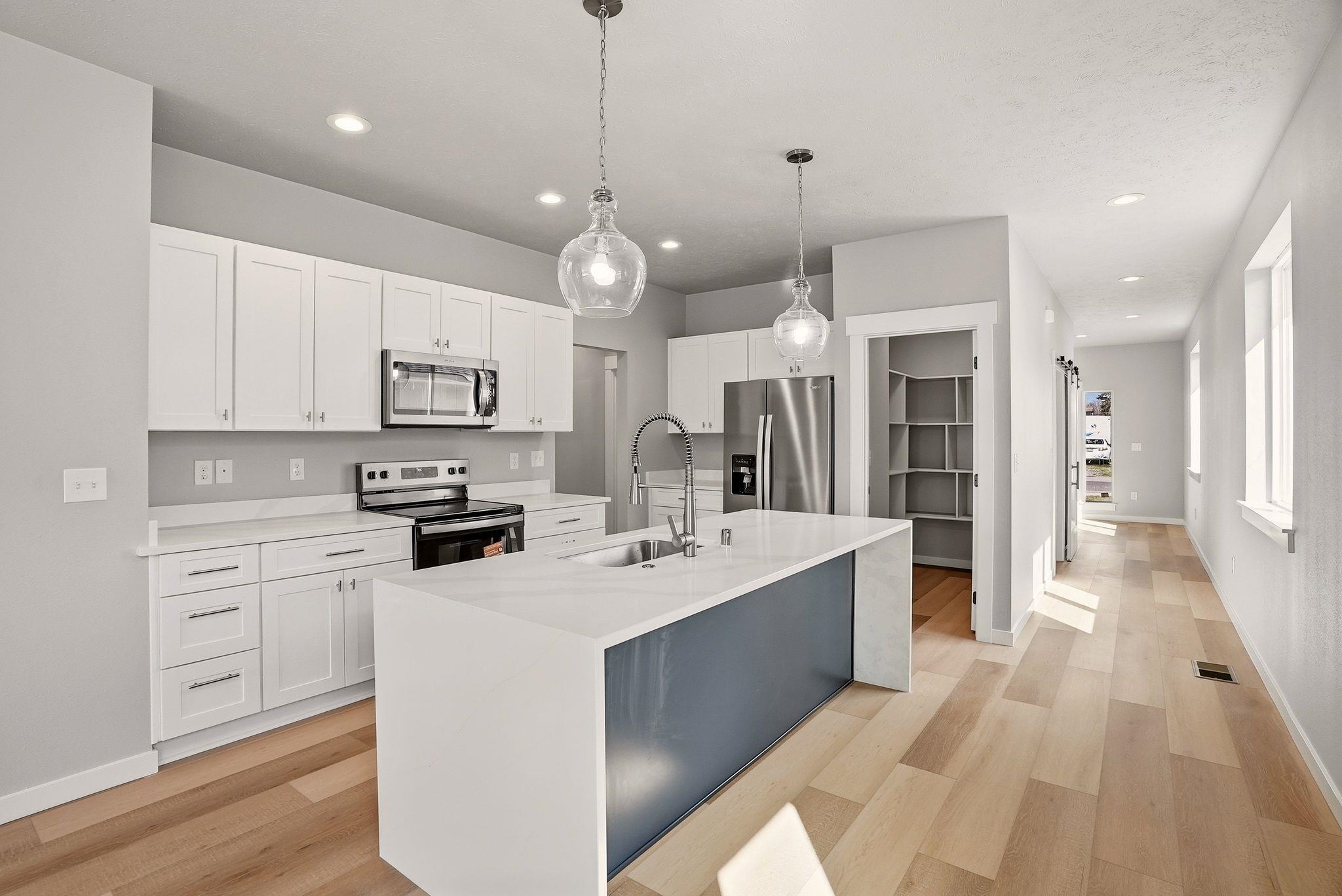 2107 N Sipple Rd - Photo 5