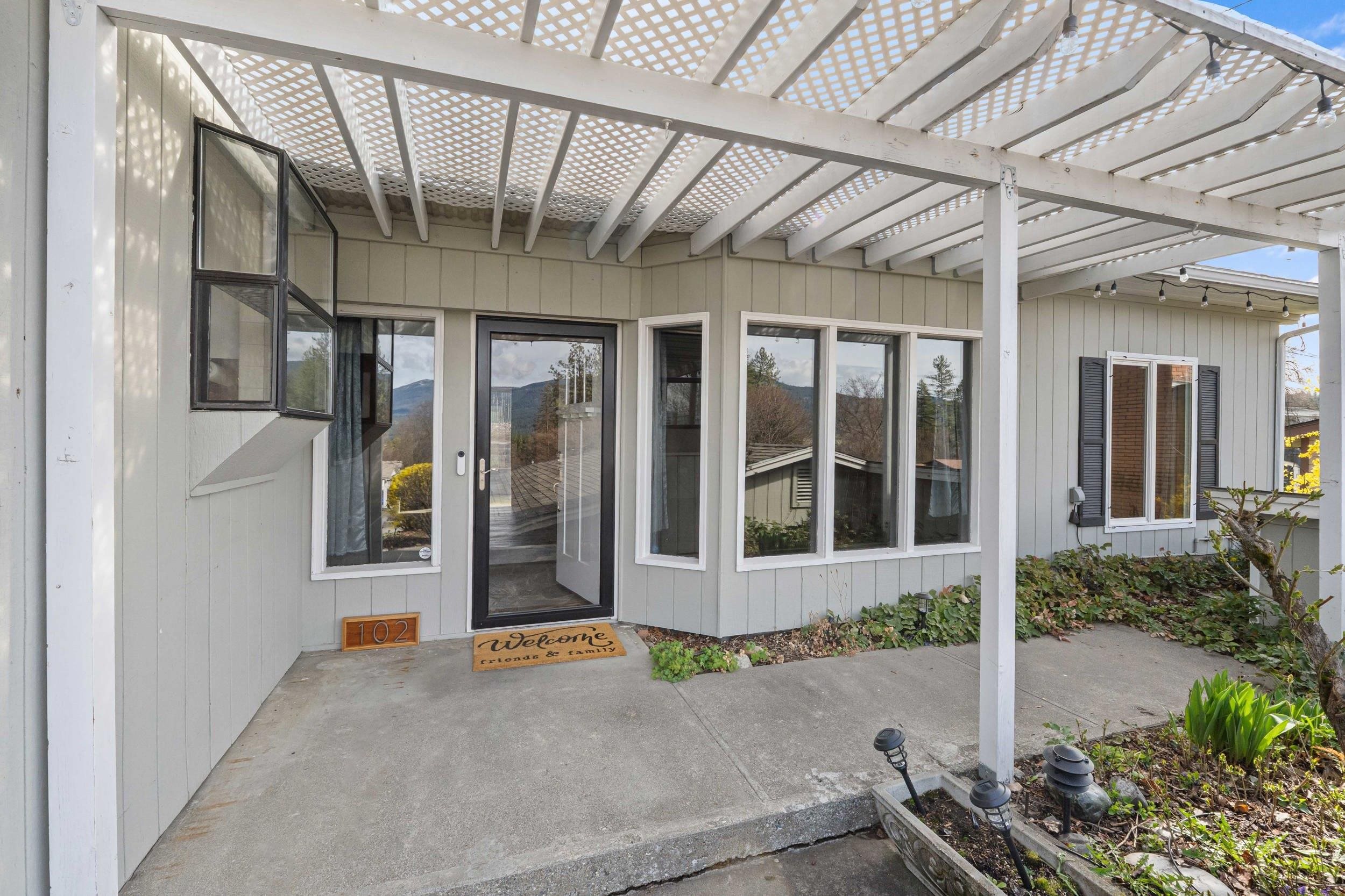 102 Crestview Dr - Photo 5
