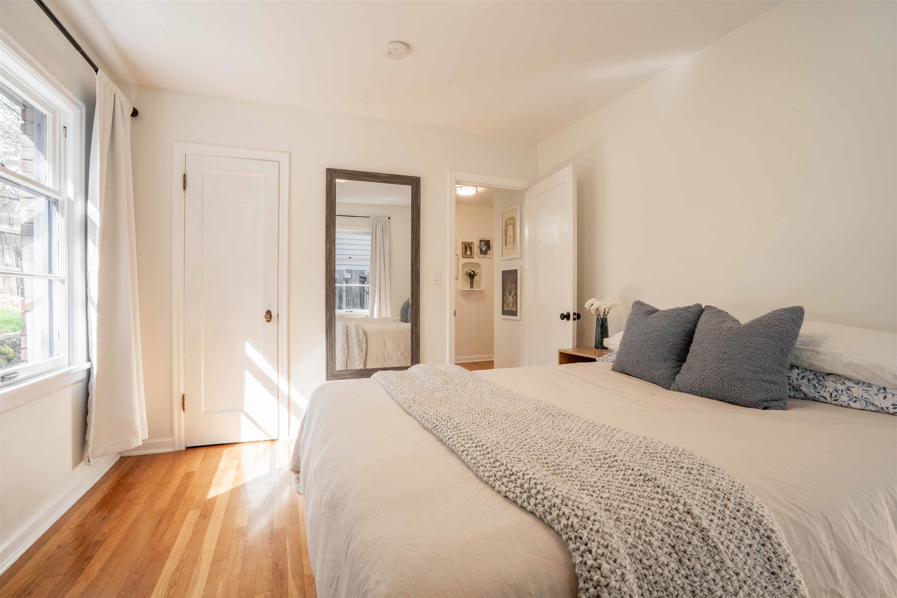 1110 E 19th Ave - Photo 22