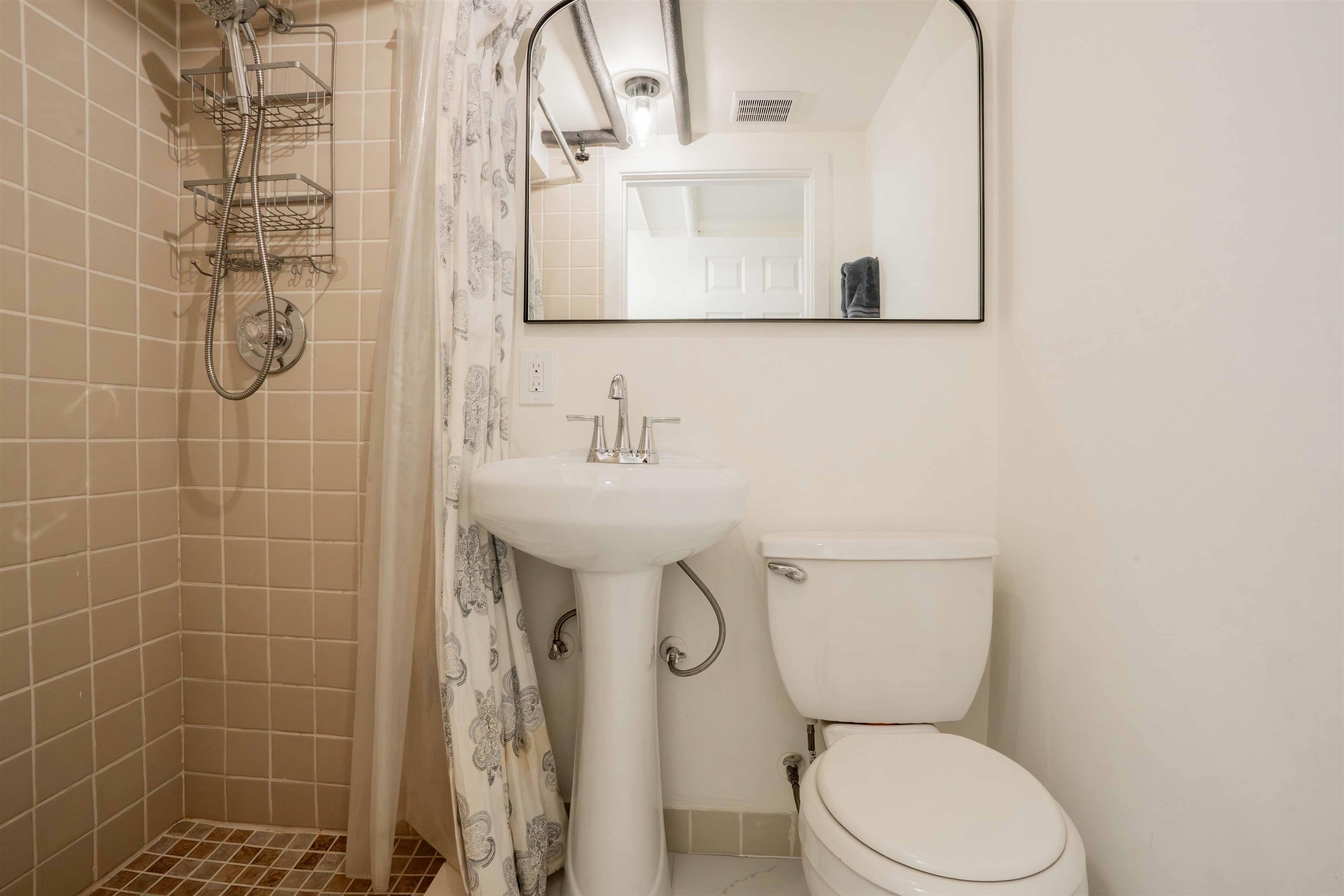 1110 E 19th Ave - Photo 29