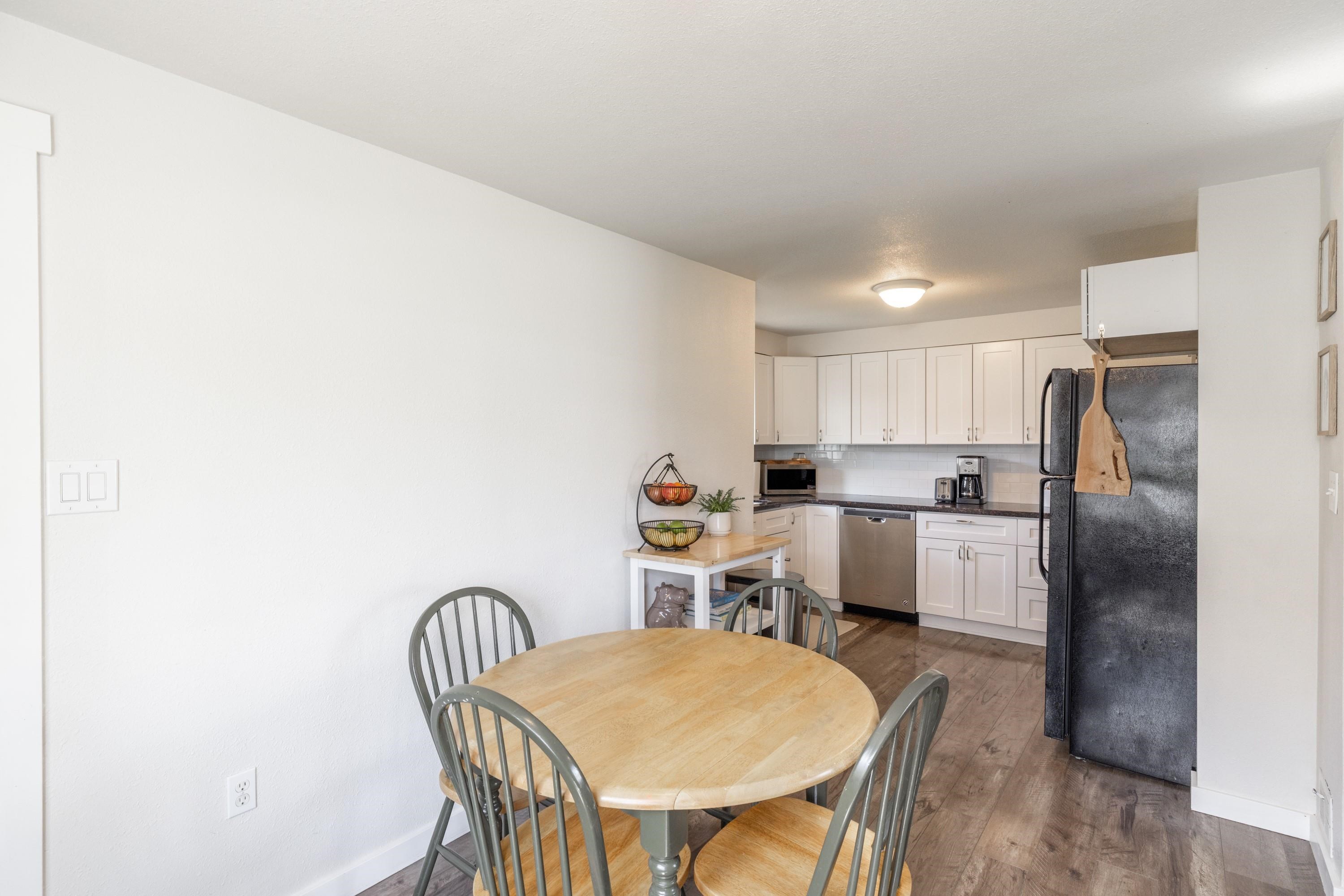 6103 N Belt St - Photo 8