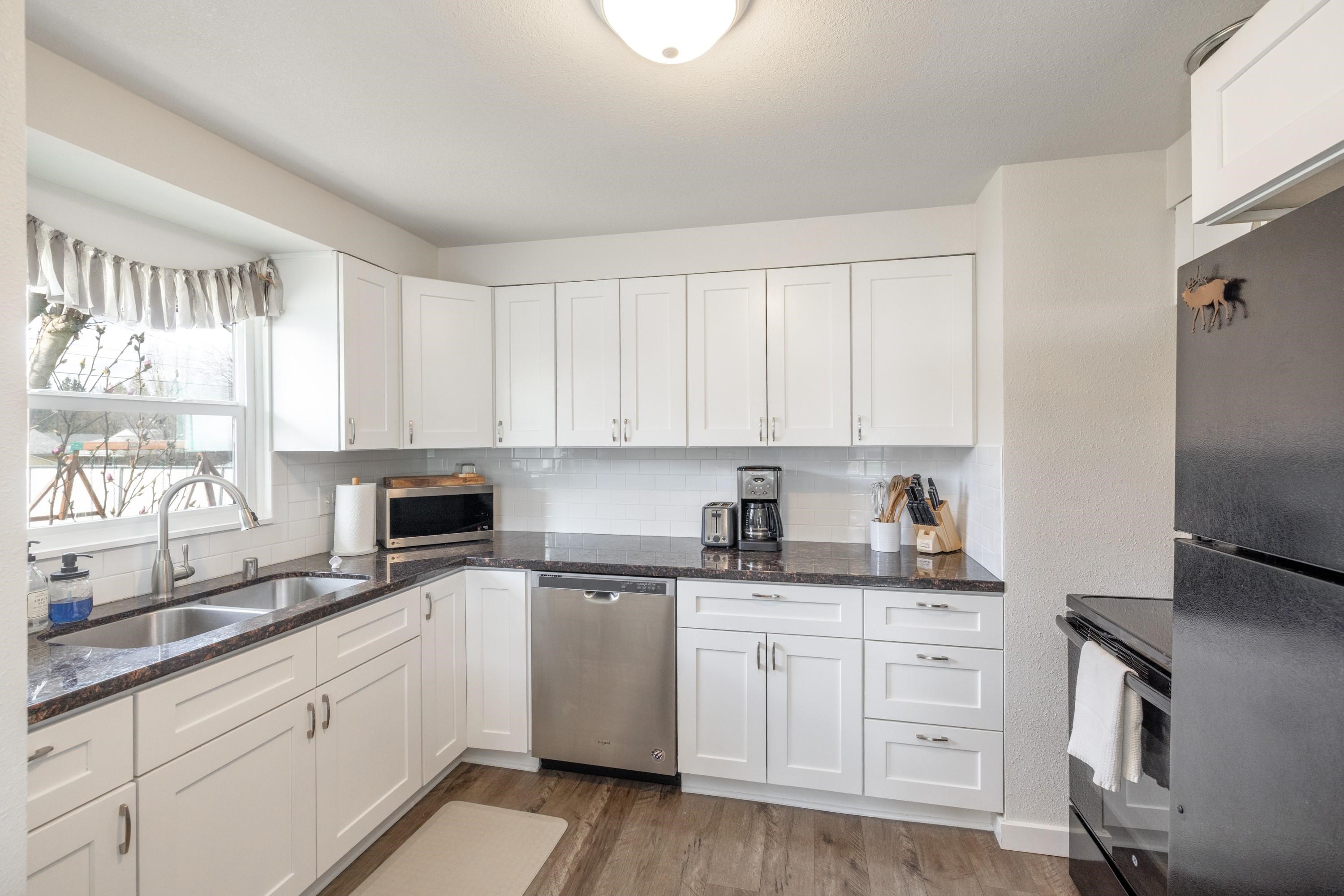 6103 N Belt St - Photo 9
