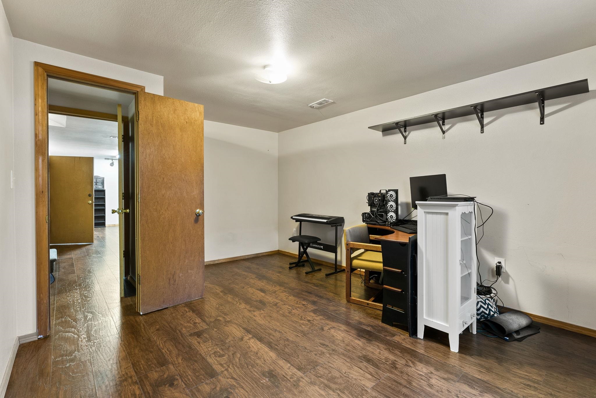 3914 N MURRAY Rd - Photo 24