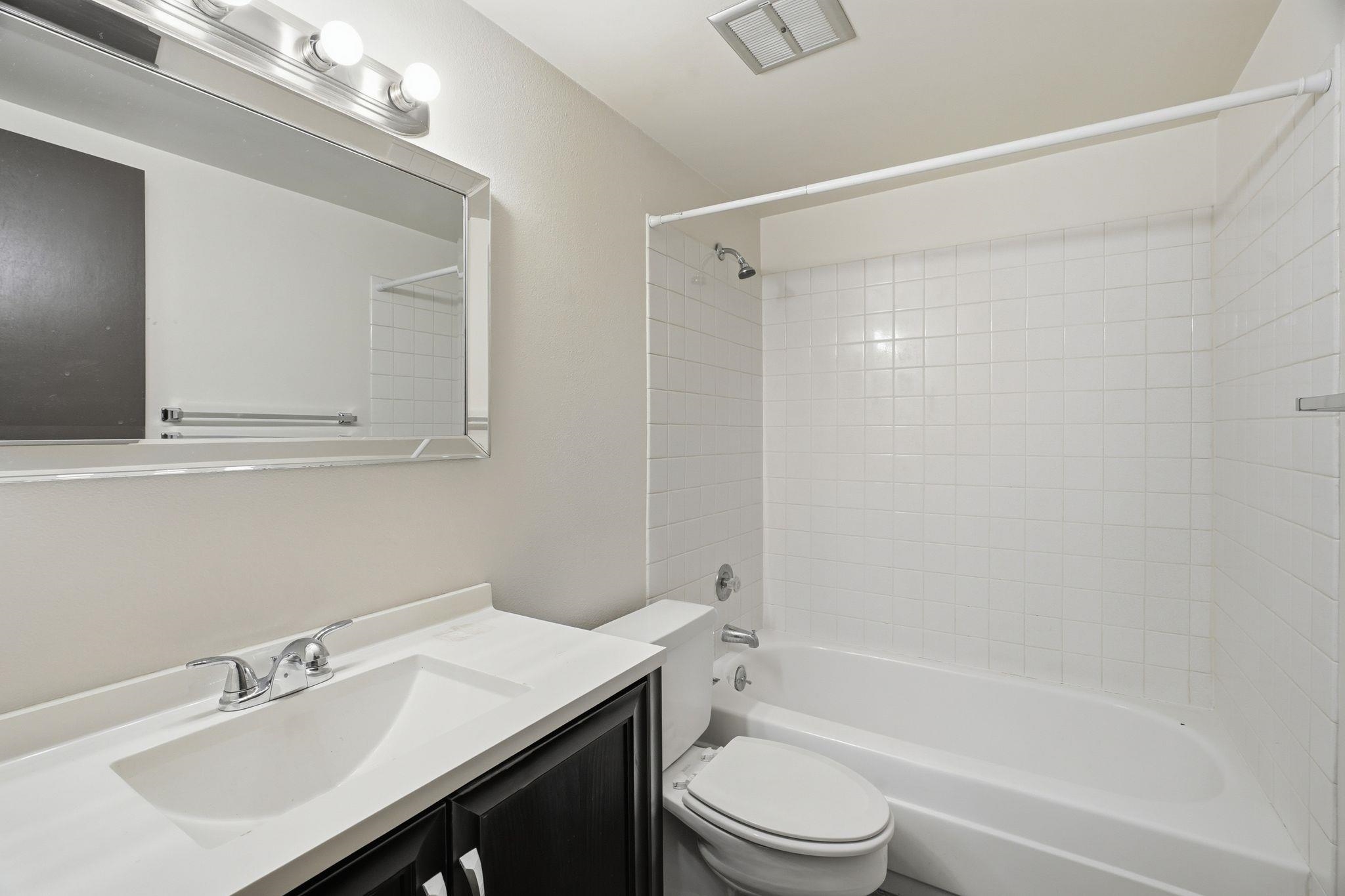 2410 N Post St - Photo 11