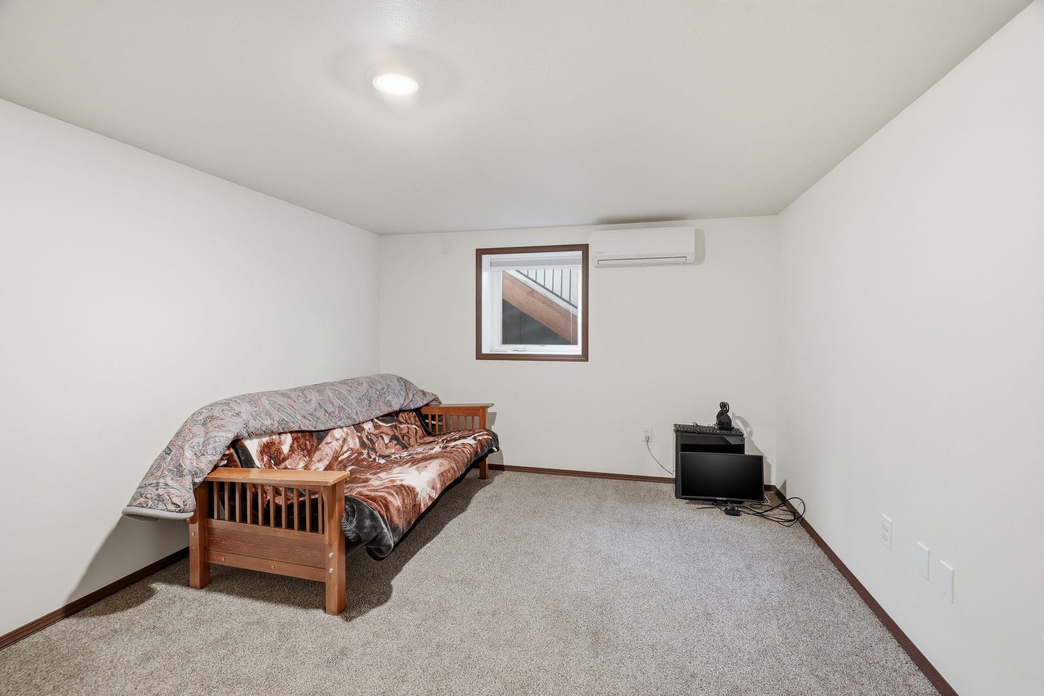 2410 N Post St - Photo 23