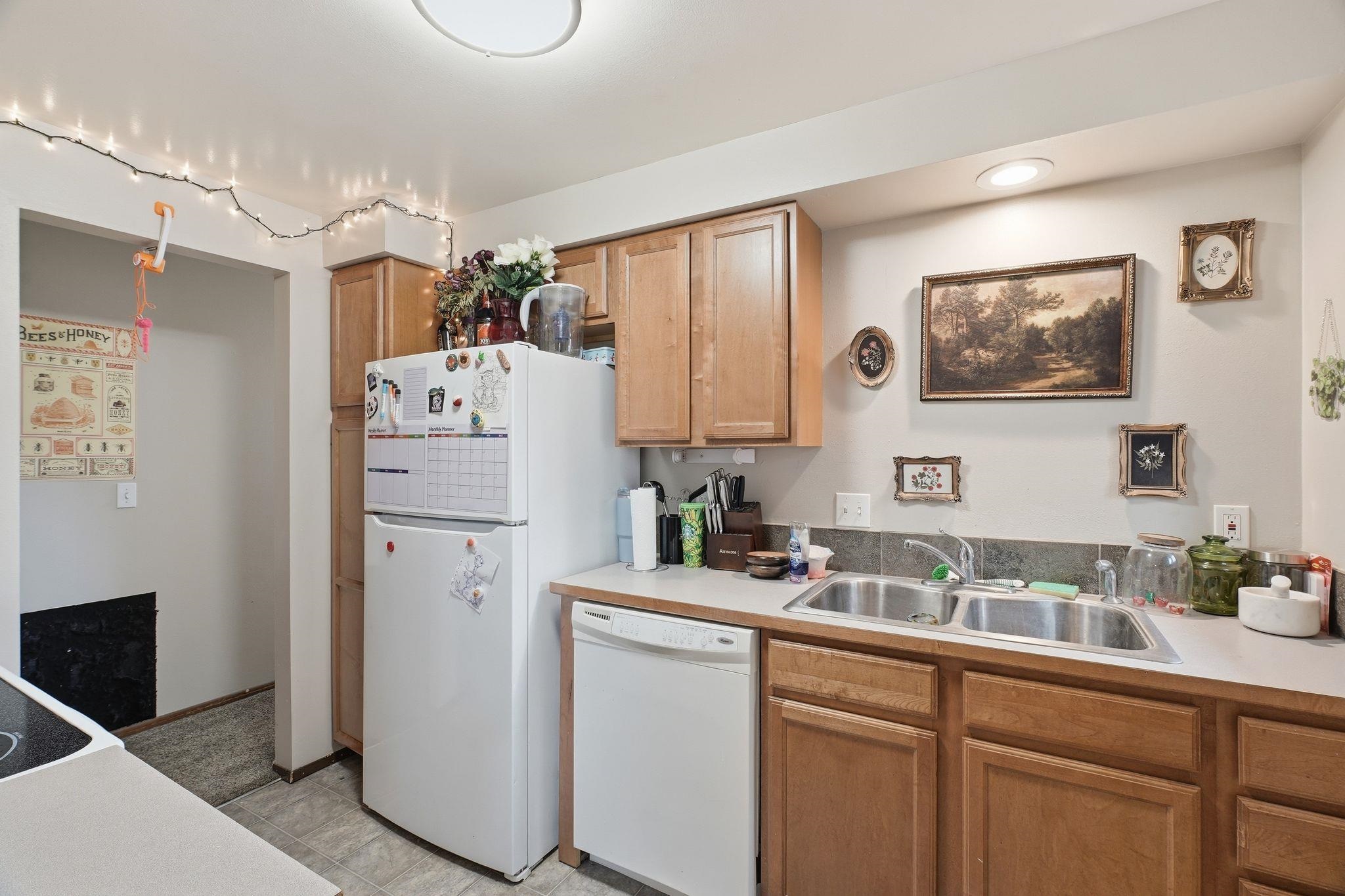 2410 N Post St - Photo 35