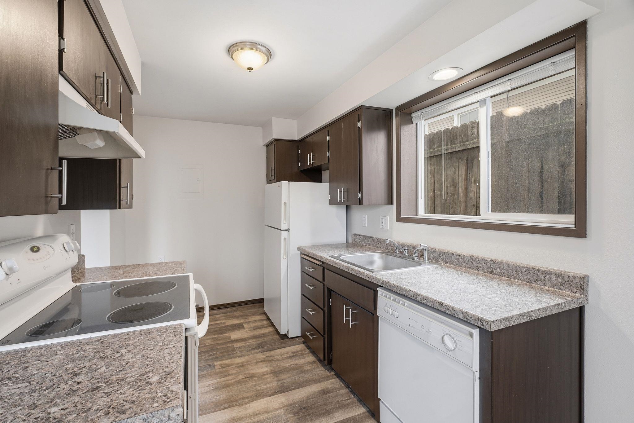 2410 N Post St - Photo 6