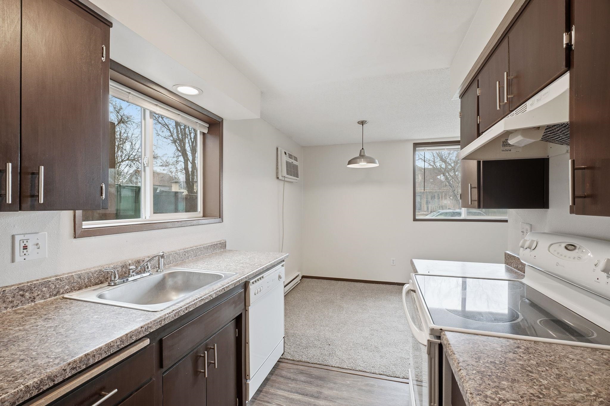 2410 N Post St - Photo 7