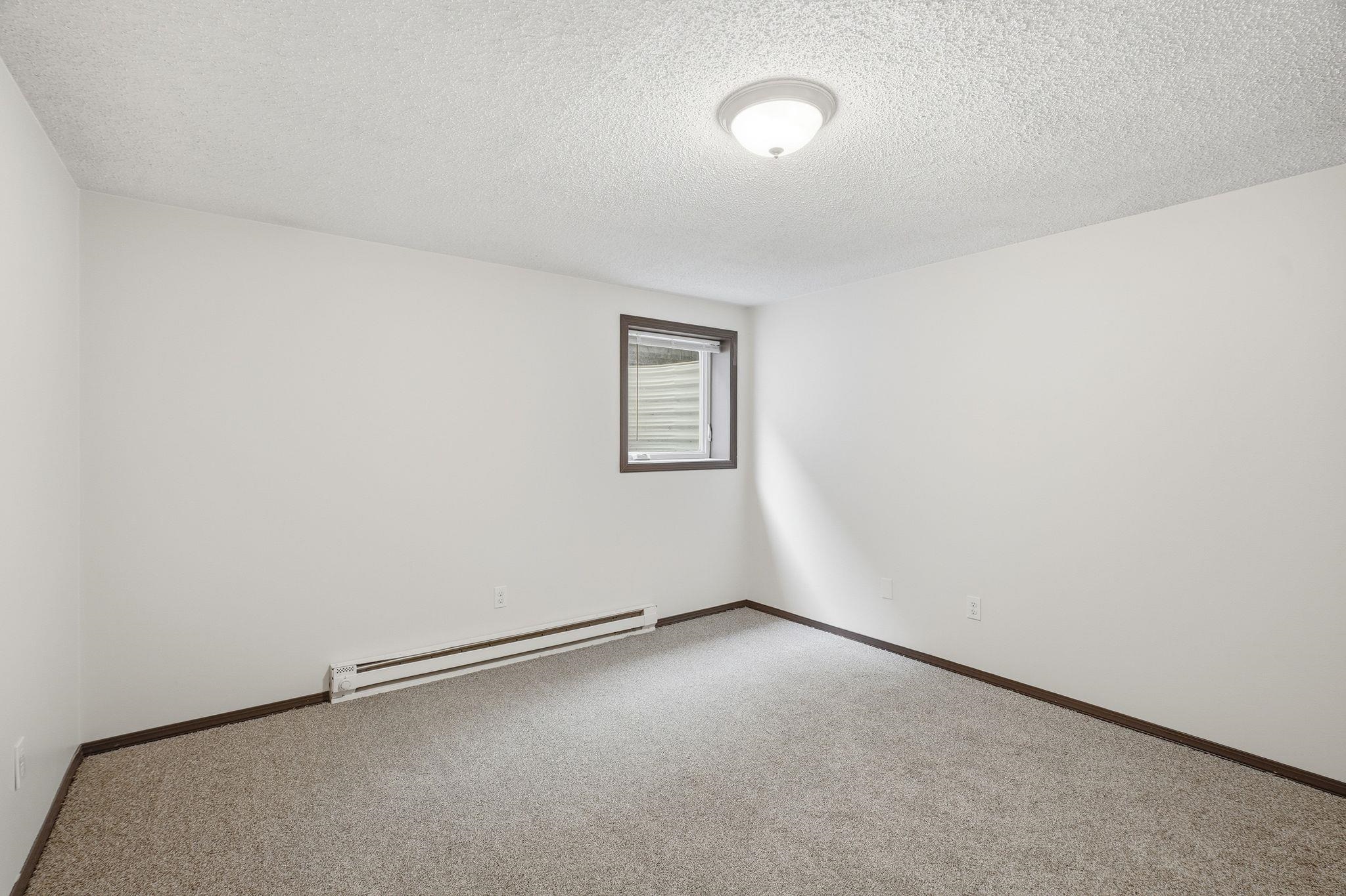 2410 N Post St - Photo 8