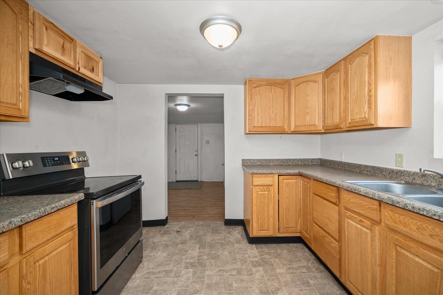 1507 W Chelan Ave - Photo 7