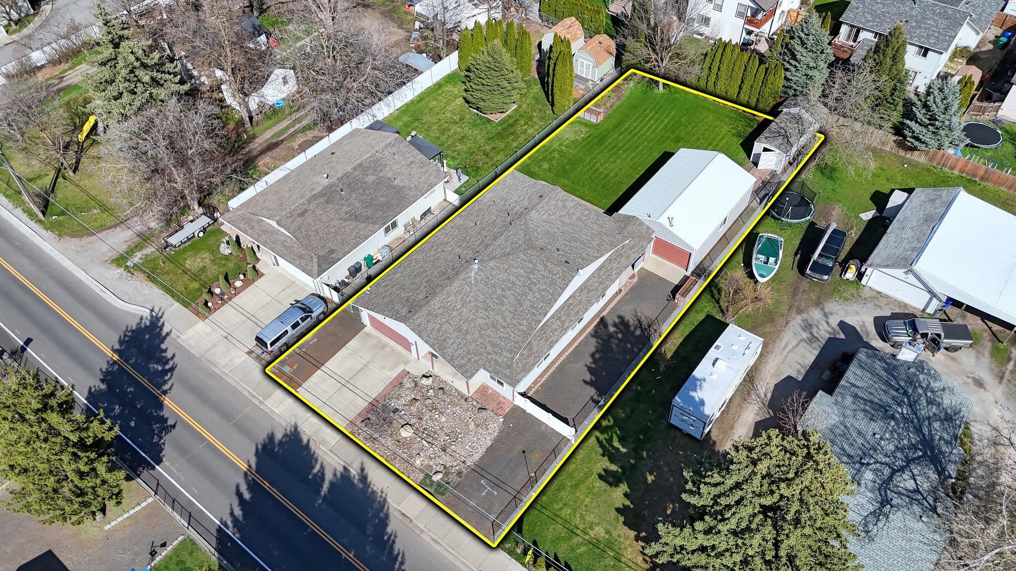 205 S Tschirley Rd - Photo 3