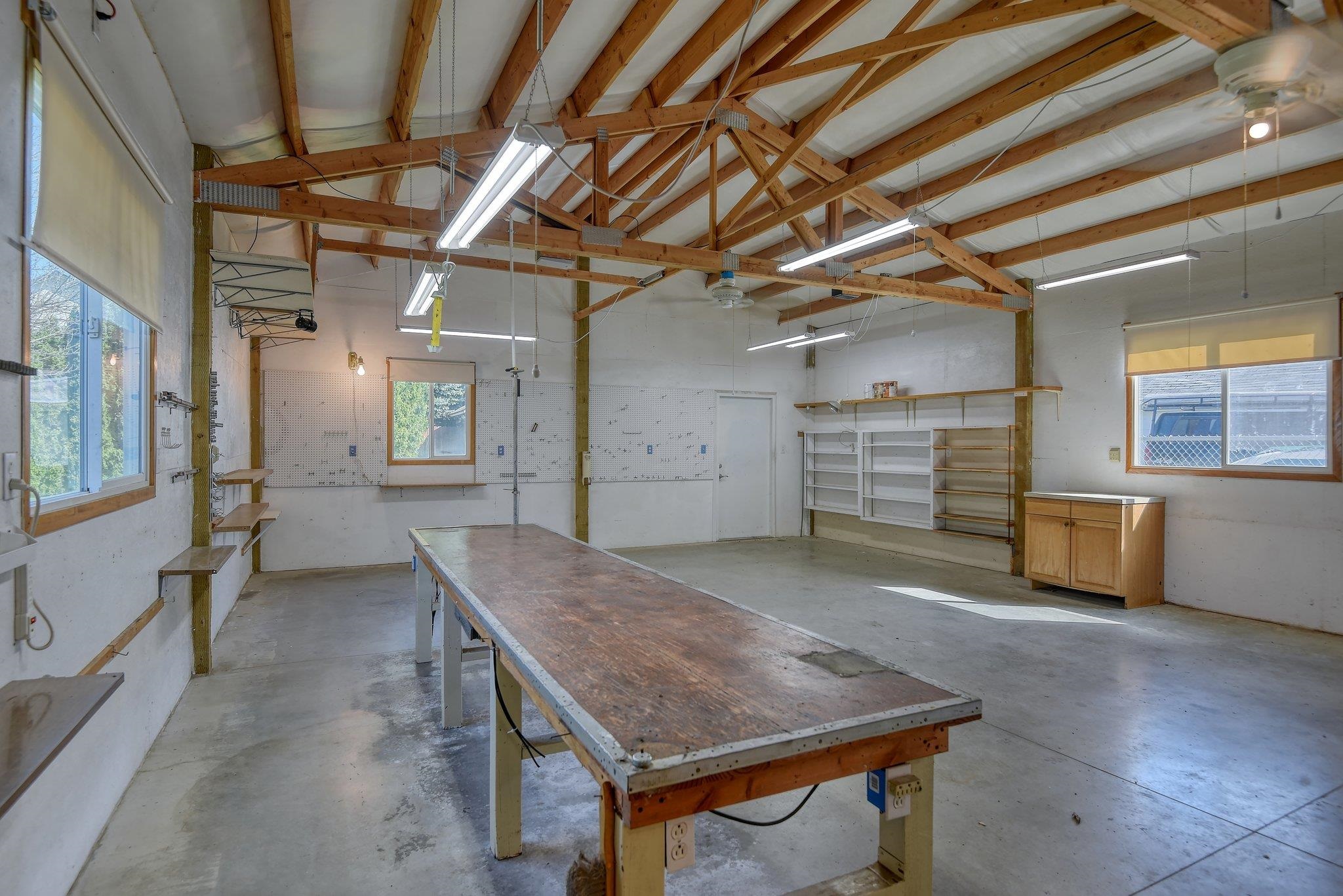 205 S Tschirley Rd - Photo 31