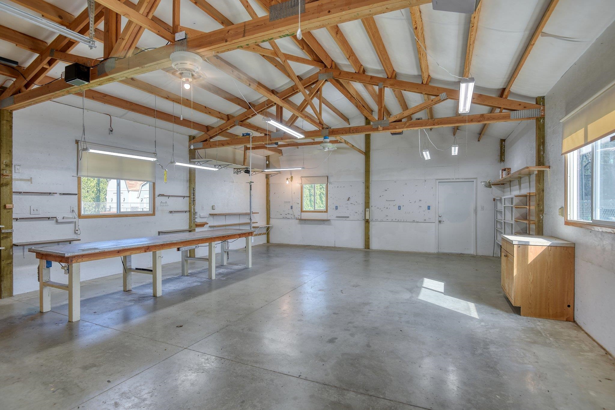 205 S Tschirley Rd - Photo 32