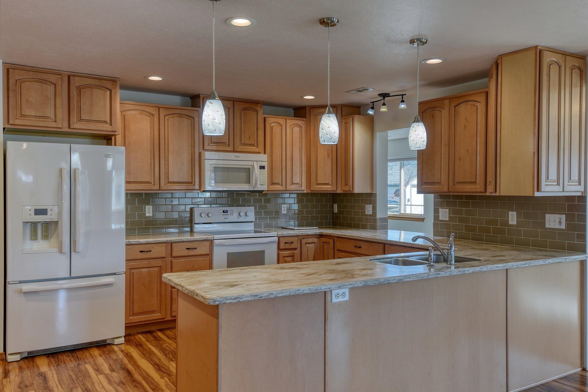 205 S Tschirley Rd - Photo 9