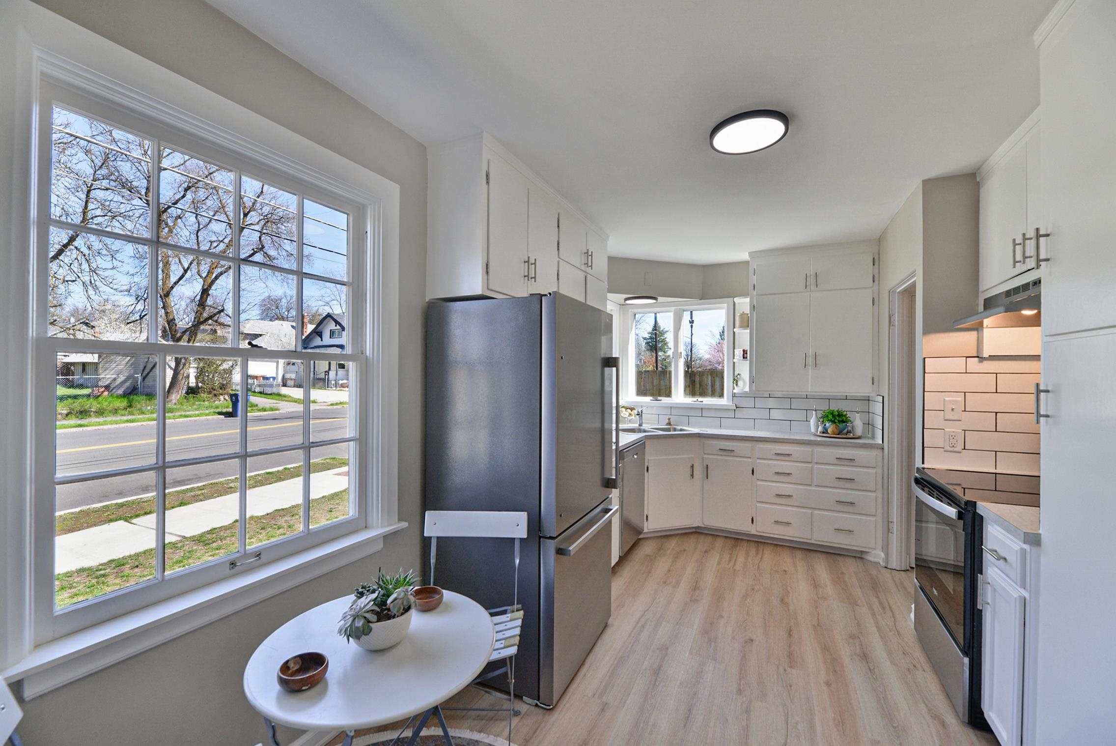 3019 W Boone Ave - Photo 5