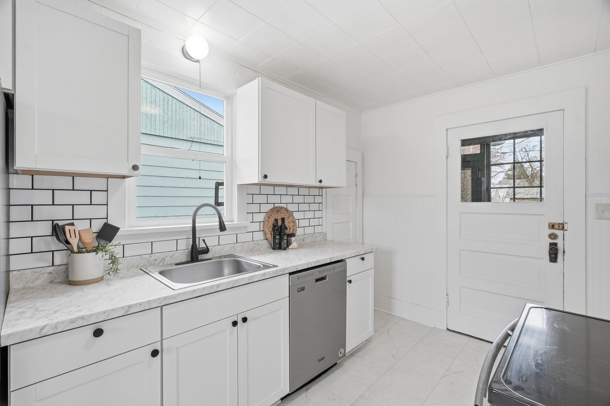 828 W Nebraska Ave - Photo 12
