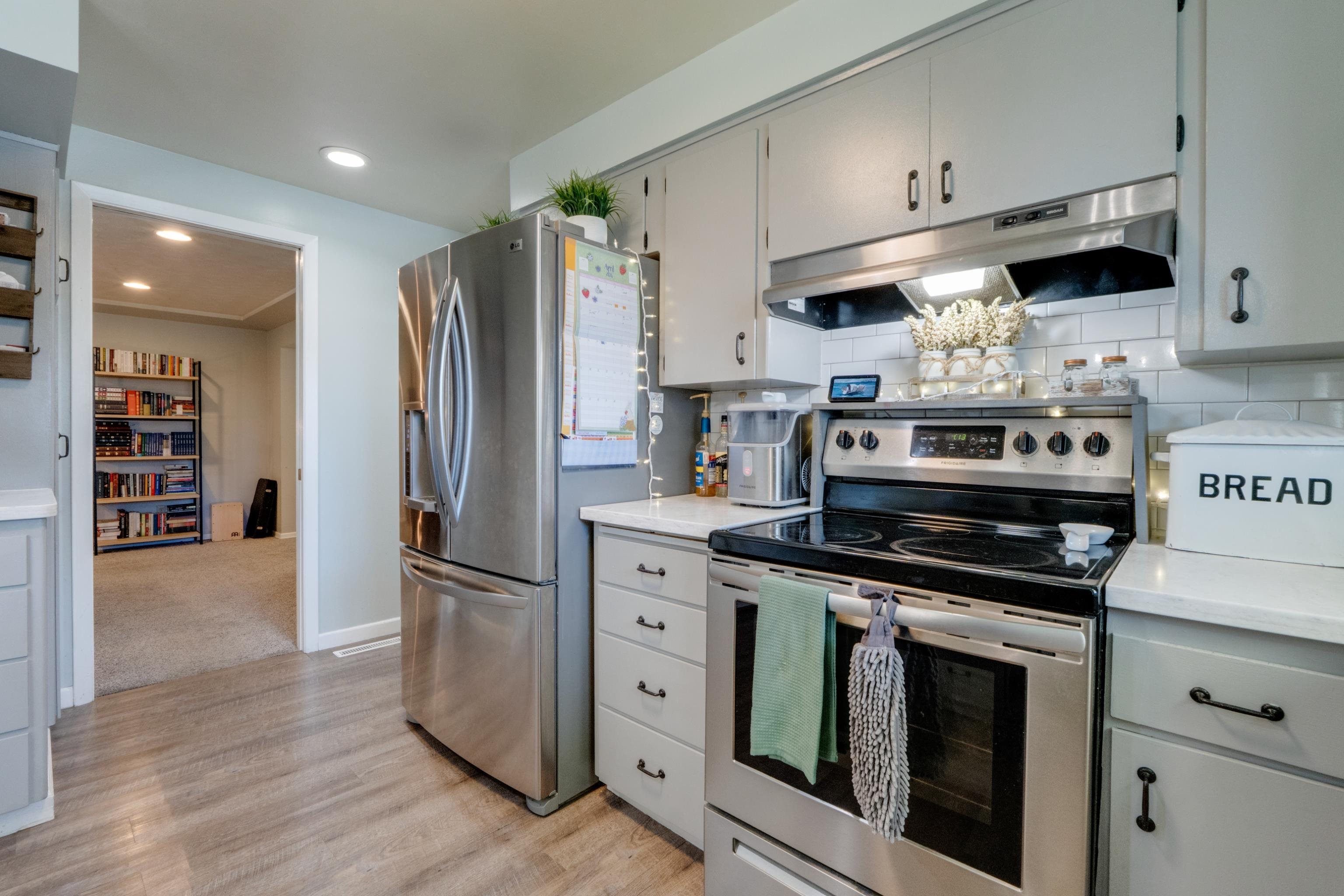 2908 W Weile Ave - Photo 8